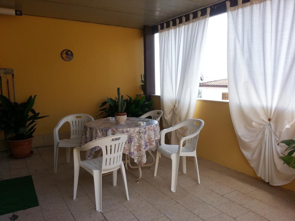 La Via Del Mare - Acireale Centro Storico Διαμέρισμα Δωμάτιο φωτογραφία